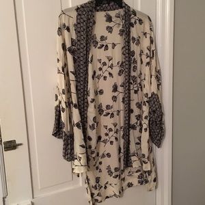 Cover-Up, One Size Fits All (EUC)
